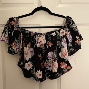 Black Floral Flowy tube top Size Small